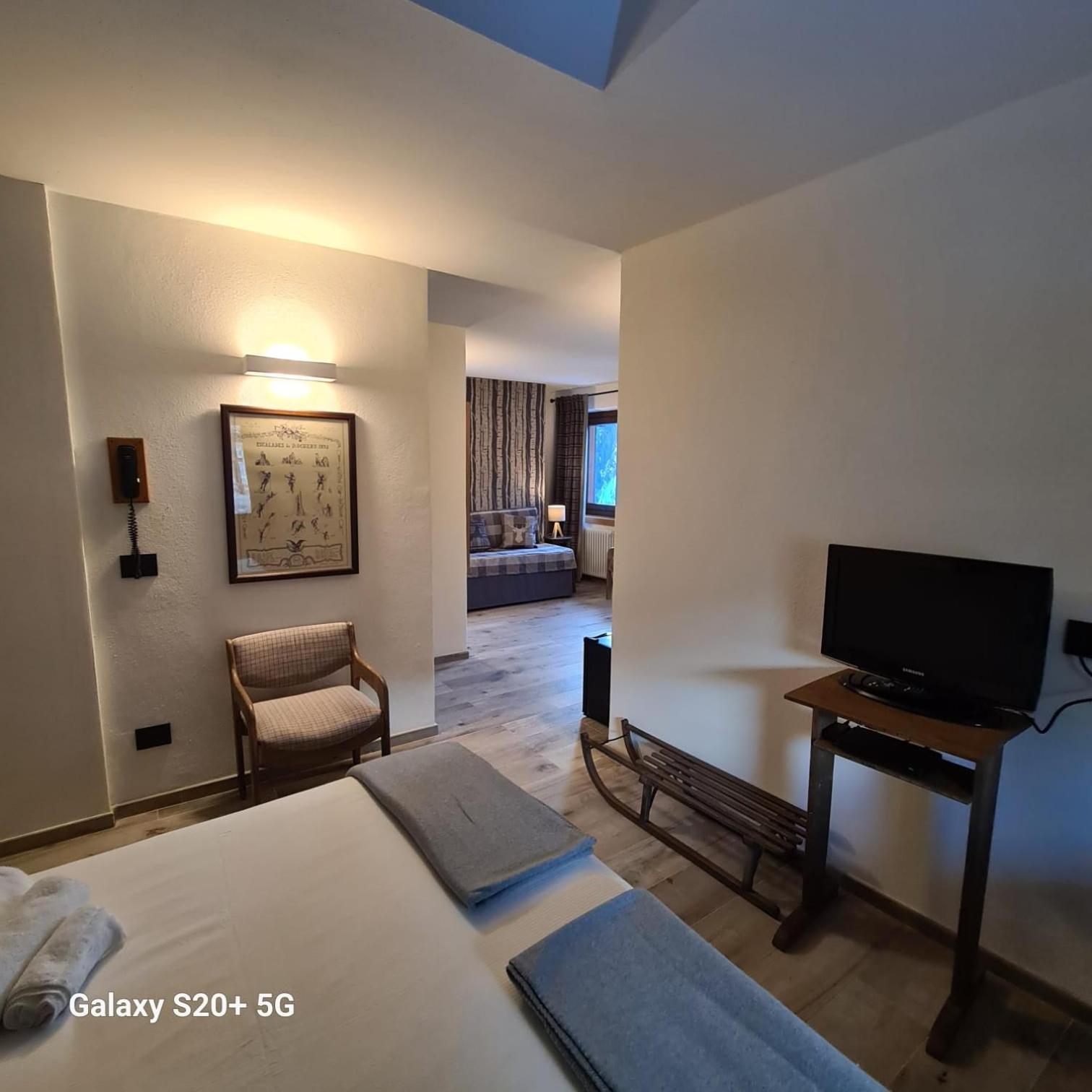 Hotel Dente Del Gigante Курмайор Екстер'єр фото